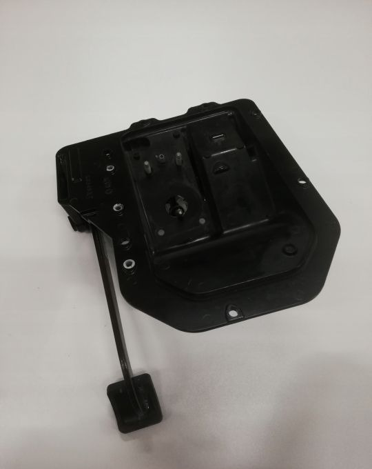 MOCOWANIE PODSTAWA PEDAŁÓW VOLVO FH4 KO34826 - Pedala za Kamion: slika 1 MOCOWANIE PODSTAWA PEDAŁÓW VOLVO FH4 KO34826 - Pedala za Kamion: slika 1