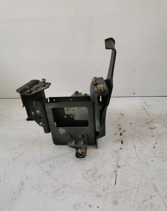 MOCOWANIE STOPNICA DOLE MERCEDES ACTROS MP4 LEWE - Prag za Kamion: slika 3 MOCOWANIE STOPNICA DOLE MERCEDES ACTROS MP4 LEWE - Prag za Kamion: slika 3