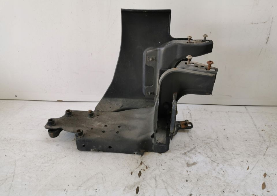 MOCOWANIE STOPNICA DOLE MERCEDES ACTROS MP4 LEWE - Prag za Kamion: slika 1 MOCOWANIE STOPNICA DOLE MERCEDES ACTROS MP4 LEWE - Prag za Kamion: slika 1