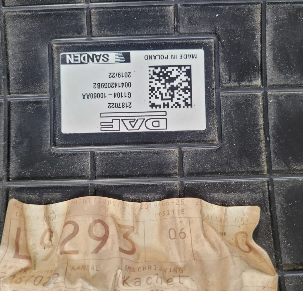 NAGRZEWNICA DAF XF LIFT ORYGINAŁ 2255994 2187022 SPRAWNA CHWALIM116 - Grejanje/ Ventilacija za Kamion: slika 3 NAGRZEWNICA DAF XF LIFT ORYGINAŁ 2255994 2187022 SPRAWNA CHWALIM116 - Grejanje/ Ventilacija za Kamion: slika 3