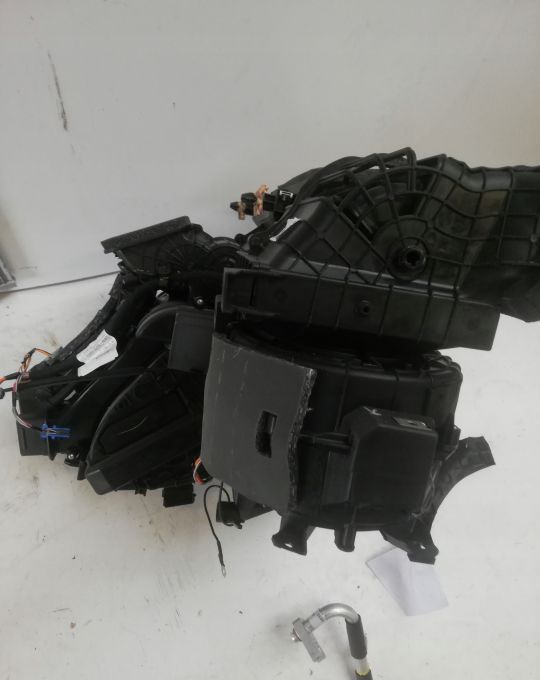 NAGRZEWNICA FIAT DOBLO, COMBO 5Z3200000 - Grejanje/ Ventilacija za Kamion: slika 1 NAGRZEWNICA FIAT DOBLO, COMBO 5Z3200000 - Grejanje/ Ventilacija za Kamion: slika 1