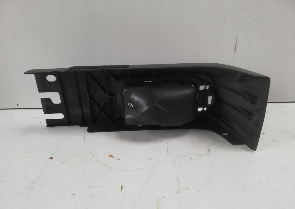 NAROZNIK ZDERZAKA MERCEDES SK NOWY ORYGINAŁ RH. - Ugao branika za Kamion: slika 2 NAROZNIK ZDERZAKA MERCEDES SK NOWY ORYGINAŁ RH. - Ugao branika za Kamion: slika 2