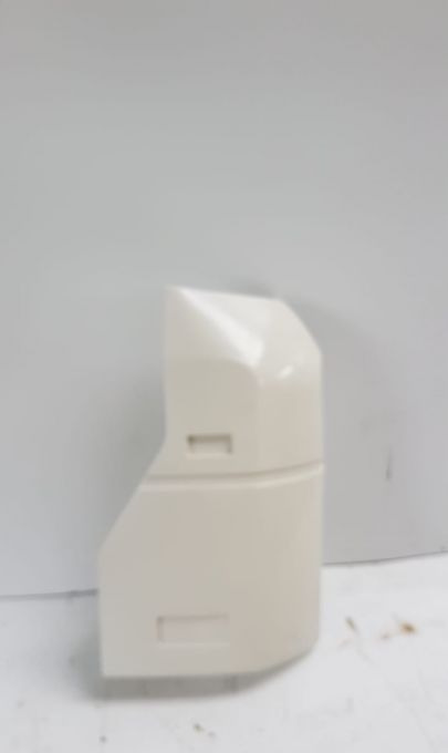 NAROZNIK ZDERZAKA RENAULT MAGNUM E-TECH NOWY LEWY - Branik za Kamion: slika 1 NAROZNIK ZDERZAKA RENAULT MAGNUM E-TECH NOWY LEWY - Branik za Kamion: slika 1