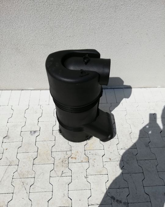 OBUDOWA FILTRA POWIETRZA MAN TGX TGS TGA EURO 5 - Filter za vazduh za Kamion: slika 1 OBUDOWA FILTRA POWIETRZA MAN TGX TGS TGA EURO 5 - Filter za vazduh za Kamion: slika 1