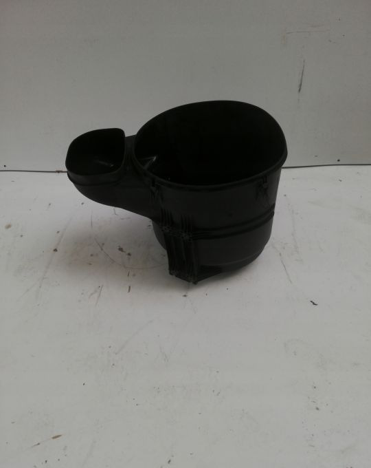 OBUDOWA FILTRA POWIETRZA VOLVO FH4 FH13 - Filter za vazduh za Kamion: slika 1 OBUDOWA FILTRA POWIETRZA VOLVO FH4 FH13 - Filter za vazduh za Kamion: slika 1