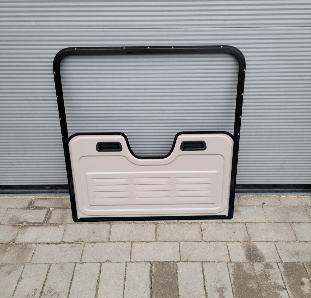 OSŁONA MASKOWINA SZYBERDACH DAF XF 106 1846023 CHWALIM116 - Karoserija i eksterijer za Kamion: slika 1 OSŁONA MASKOWINA SZYBERDACH DAF XF 106 1846023 CHWALIM116 - Karoserija i eksterijer za Kamion: slika 1