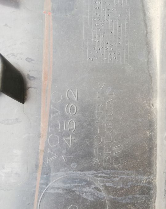 PODSZYBIE VOLVO FH4 ORYGINAŁ - Staklo i delovi za Kamion: slika 4 PODSZYBIE VOLVO FH4 ORYGINAŁ - Staklo i delovi za Kamion: slika 4