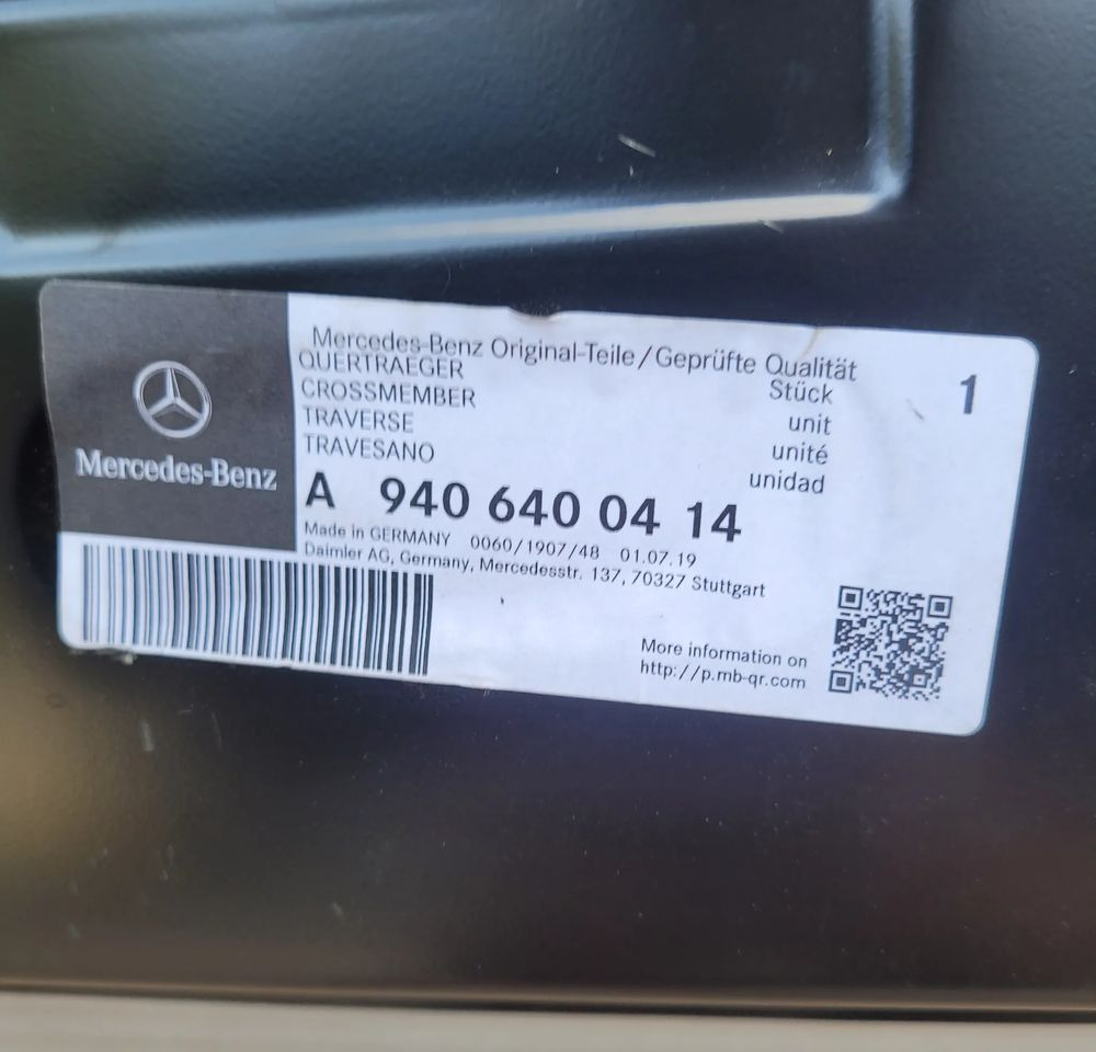 POSZYCIE KABINY ACTROS MP4 A9406400414 NOWY ORYGINAŁ CHWALIM116 - Karoserija i eksterijer za Kamion: slika 4 POSZYCIE KABINY ACTROS MP4 A9406400414 NOWY ORYGINAŁ CHWALIM116 - Karoserija i eksterijer za Kamion: slika 4