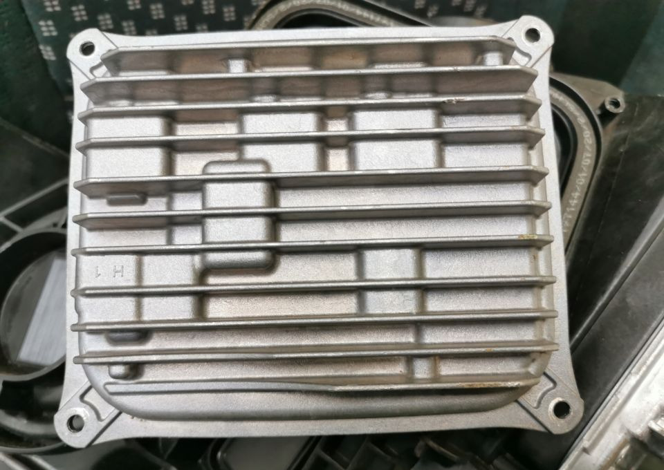 PRZETWORNICA MODUŁ LED MERCEDES A2479004104 - Upravljačka jedinica za Kamion: slika 1 PRZETWORNICA MODUŁ LED MERCEDES A2479004104 - Upravljačka jedinica za Kamion: slika 1