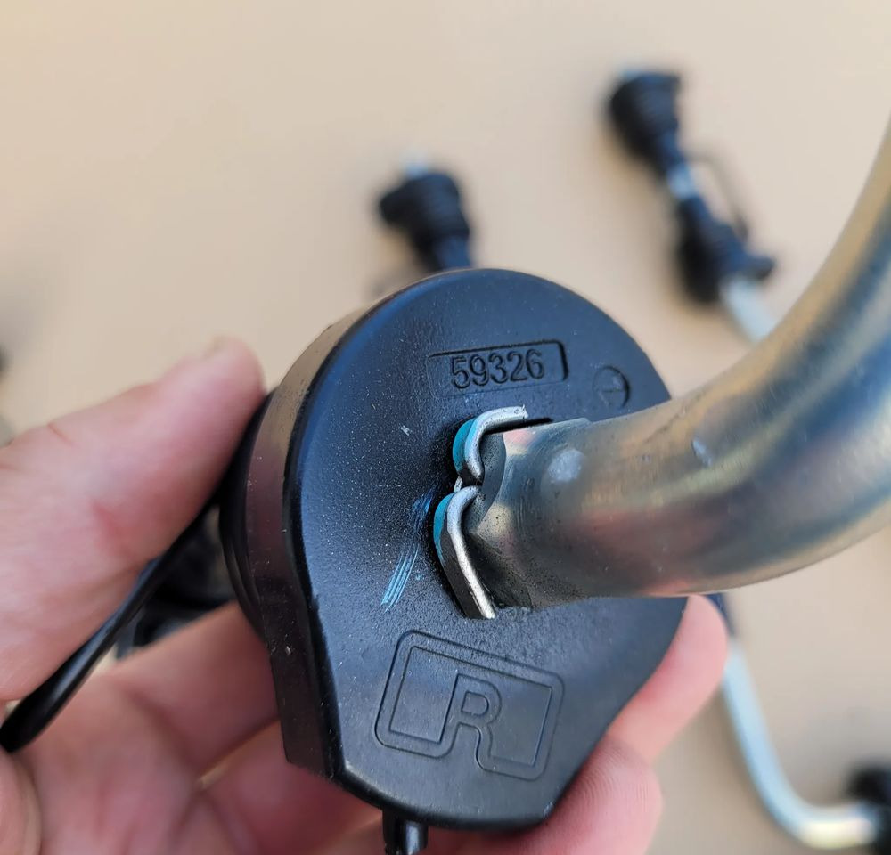 RĄCZKA DO ZACZEPU ROCKINGER NOWY ORYGINAŁ CHWALIM116 - Karoserija i eksterijer za Kamion: slika 3 RĄCZKA DO ZACZEPU ROCKINGER NOWY ORYGINAŁ CHWALIM116 - Karoserija i eksterijer za Kamion: slika 3