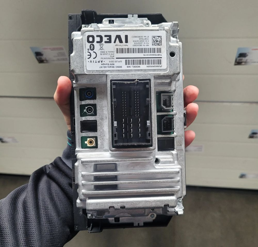 RADIO NAWIGACJA IVECO STRALIS 5802405254 - Sistem za navigaciju za Kamion: slika 3 RADIO NAWIGACJA IVECO STRALIS 5802405254 - Sistem za navigaciju za Kamion: slika 3