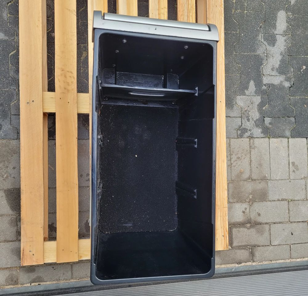 SCHOWEK BOX DAF XF 106 LIFT ORYGINAŁ CHWALIM116 - Kabina i enterijer za Kamion: slika 5 SCHOWEK BOX DAF XF 106 LIFT ORYGINAŁ CHWALIM116 - Kabina i enterijer za Kamion: slika 5