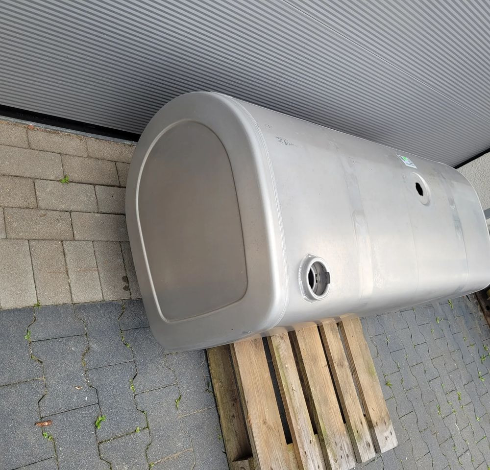 ZBIORNIK PALIWA VOLVO FH4 FH5 GAMA 150X55X68 CM 475L 22038784 CHWALIM116 - Obrada goriva/ Dostava goriva za Kamion: slika 2 ZBIORNIK PALIWA VOLVO FH4 FH5 GAMA 150X55X68 CM 475L 22038784 CHWALIM116 - Obrada goriva/ Dostava goriva za Kamion: slika 2