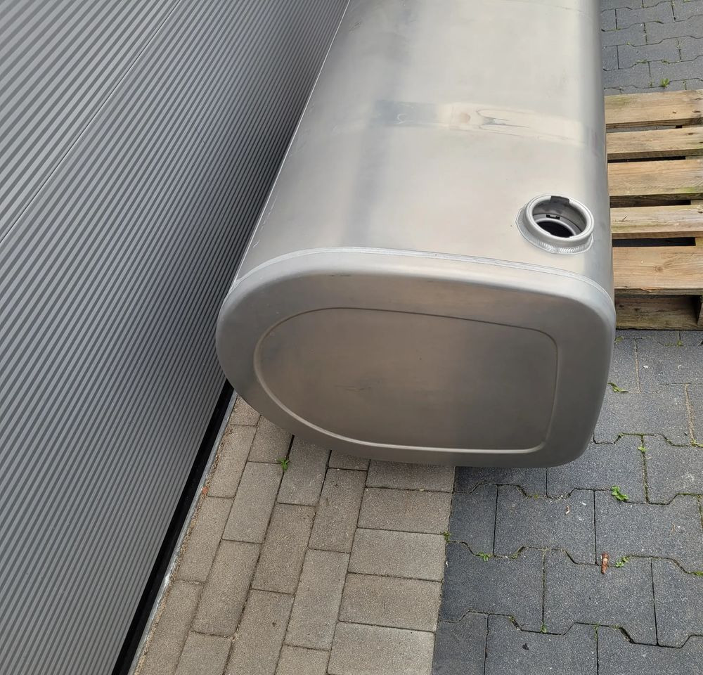 ZBIORNIK PALIWA VOLVO FH4 FH5 GAMA 160x55x68cm 505L 21516480 CHWALIM116 - Obrada goriva/ Dostava goriva za Kamion: slika 2 ZBIORNIK PALIWA VOLVO FH4 FH5 GAMA 160x55x68cm 505L 21516480 CHWALIM116 - Obrada goriva/ Dostava goriva za Kamion: slika 2