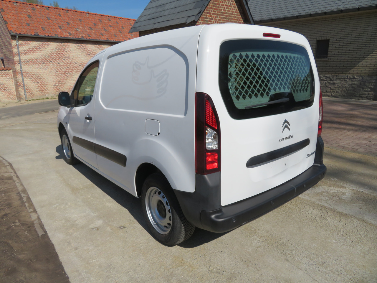 CITROËN Berlingo 1.6 BlueHDi CLUB - Furgon: slika 5 CITROËN Berlingo 1.6 BlueHDi CLUB - Furgon: slika 5