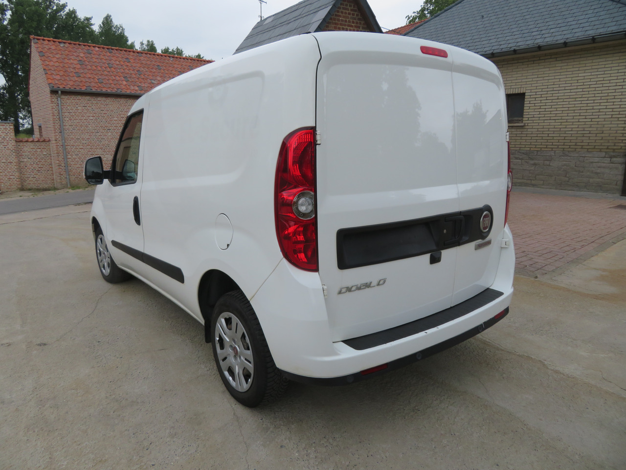 FIAT Doblo Cargo 1.6 Multijet - Mali kombi: slika 5 FIAT Doblo Cargo 1.6 Multijet - Mali kombi: slika 5