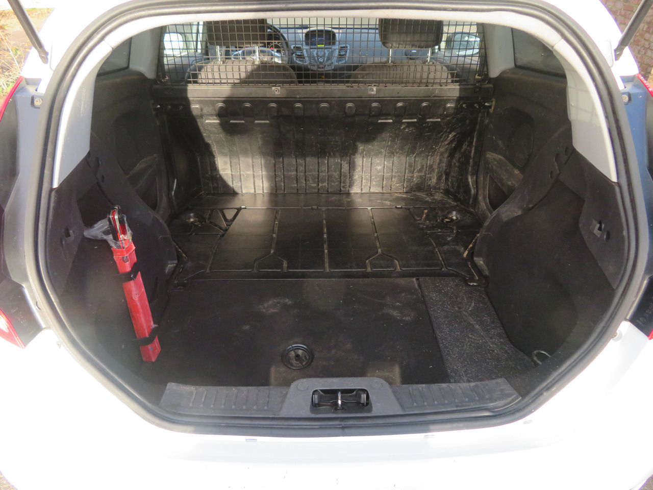 Mali kombi Ford Fiësta Van 1.5: slika 9