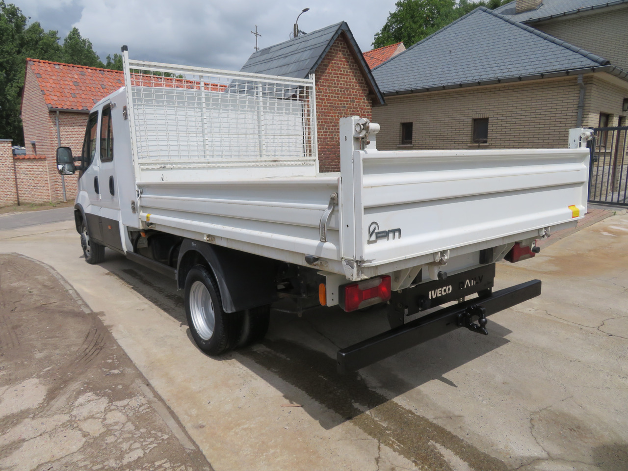IVECO Daily 35C16 3.0 Dubbel cabine - Dostavno vozilo istovarivač, Dostavno vozilo sa duplom kabinom: slika 5 IVECO Daily 35C16 3.0 Dubbel cabine - Dostavno vozilo istovarivač, Dostavno vozilo sa duplom kabinom: slika 5