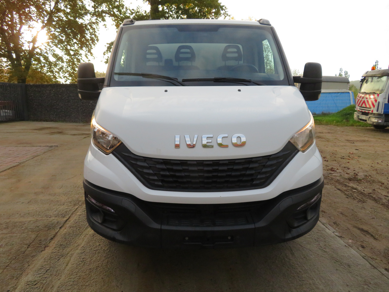 Iveco Daily 35C16 3.0 - L2 - Kipper - Dostavno vozilo istovarivač: slika 2 Iveco Daily 35C16 3.0 - L2 - Kipper - Dostavno vozilo istovarivač: slika 2