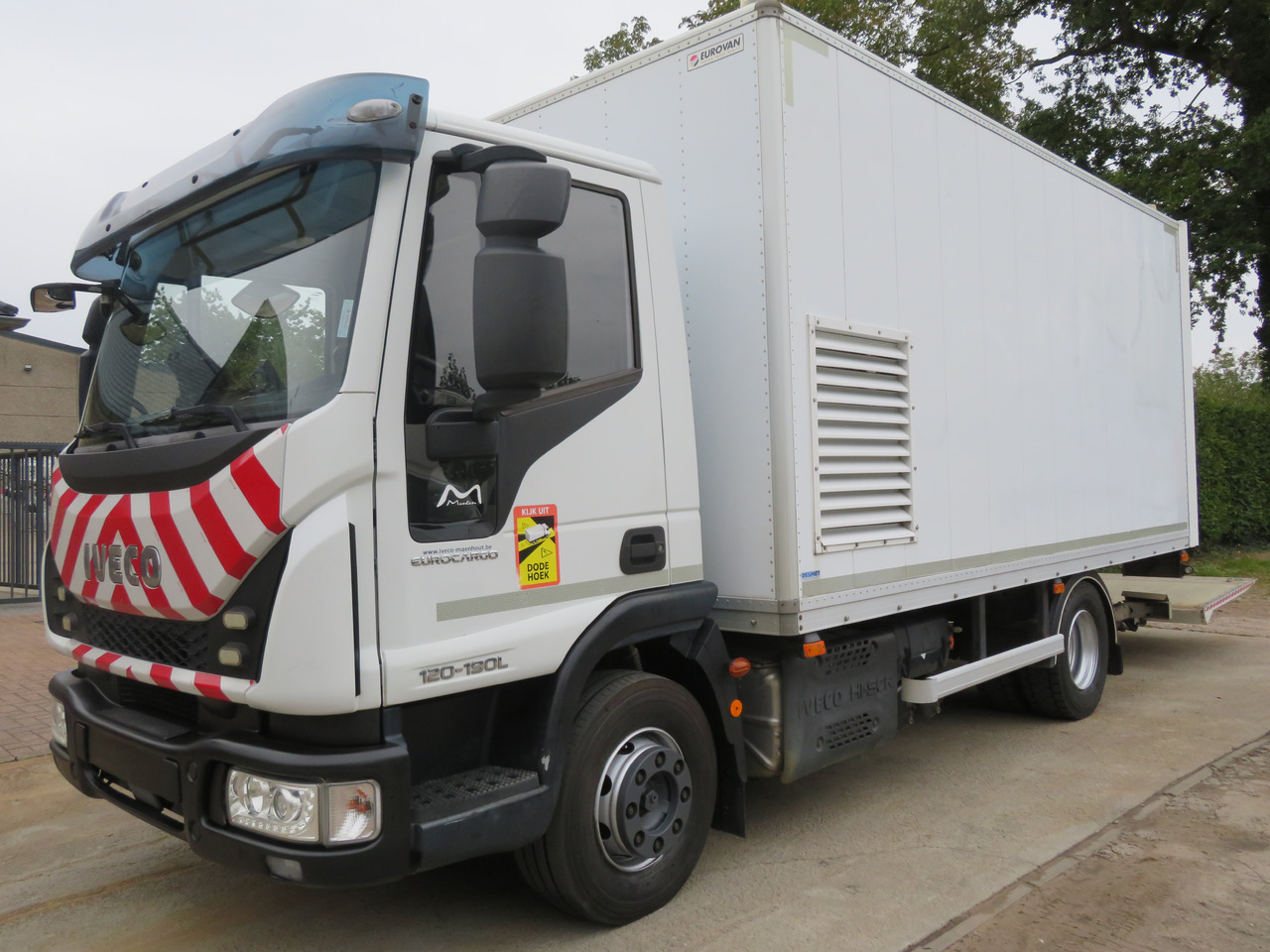 Iveco Eurocargo 120EL - Kamion sa zatvorenim sandukom: slika 3 Iveco Eurocargo 120EL - Kamion sa zatvorenim sandukom: slika 3