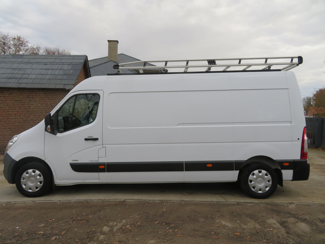 Opel Movano 2.3 CDTI - L3H2 - Furgon: slika 4 Opel Movano 2.3 CDTI - L3H2 - Furgon: slika 4