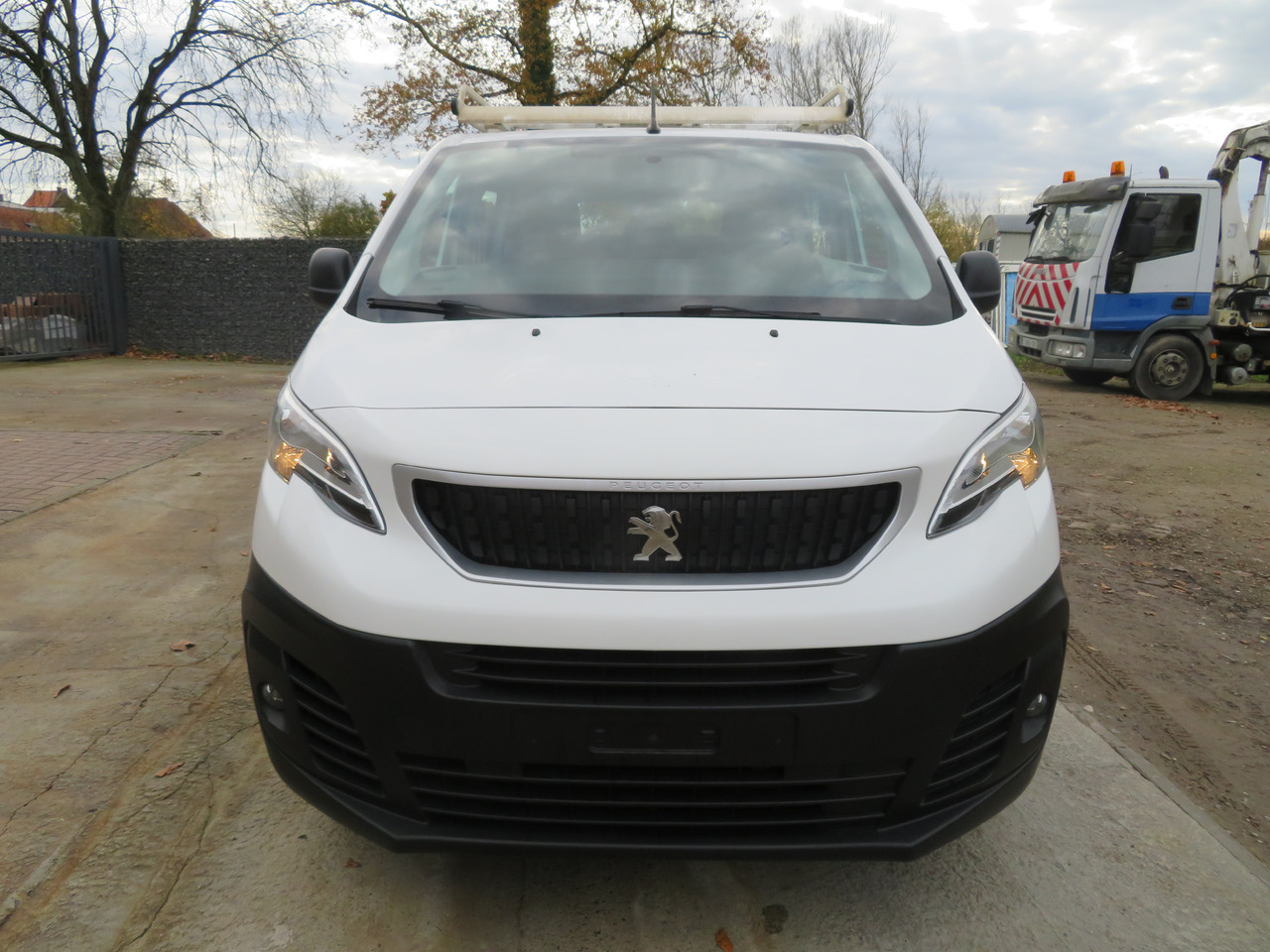 Peugeot Expert 2.0 BlueHDi - L3 - dubbel cabine - Furgon, Dostavno vozilo sa duplom kabinom: slika 2 Peugeot Expert 2.0 BlueHDi - L3 - dubbel cabine - Furgon, Dostavno vozilo sa duplom kabinom: slika 2