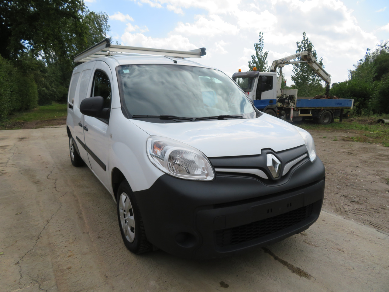 Renault Kangoo EXPRESS MAXI 1.5 dCi Grand Confort - Mali kombi: slika 1 Renault Kangoo EXPRESS MAXI 1.5 dCi Grand Confort - Mali kombi: slika 1