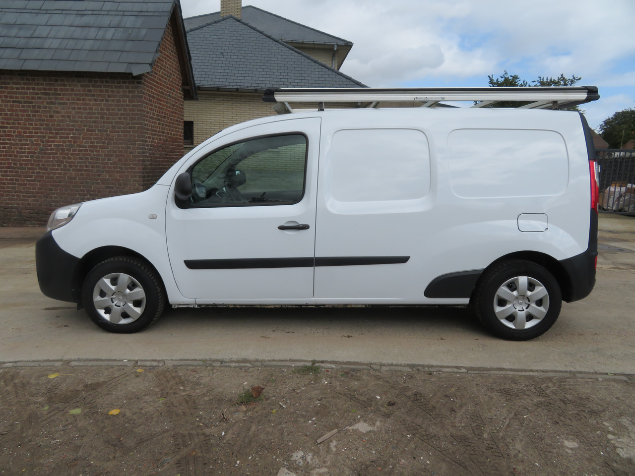 Renault Kangoo EXPRESS MAXI 1.5 dCi Grand Confort - Mali kombi: slika 4 Renault Kangoo EXPRESS MAXI 1.5 dCi Grand Confort - Mali kombi: slika 4