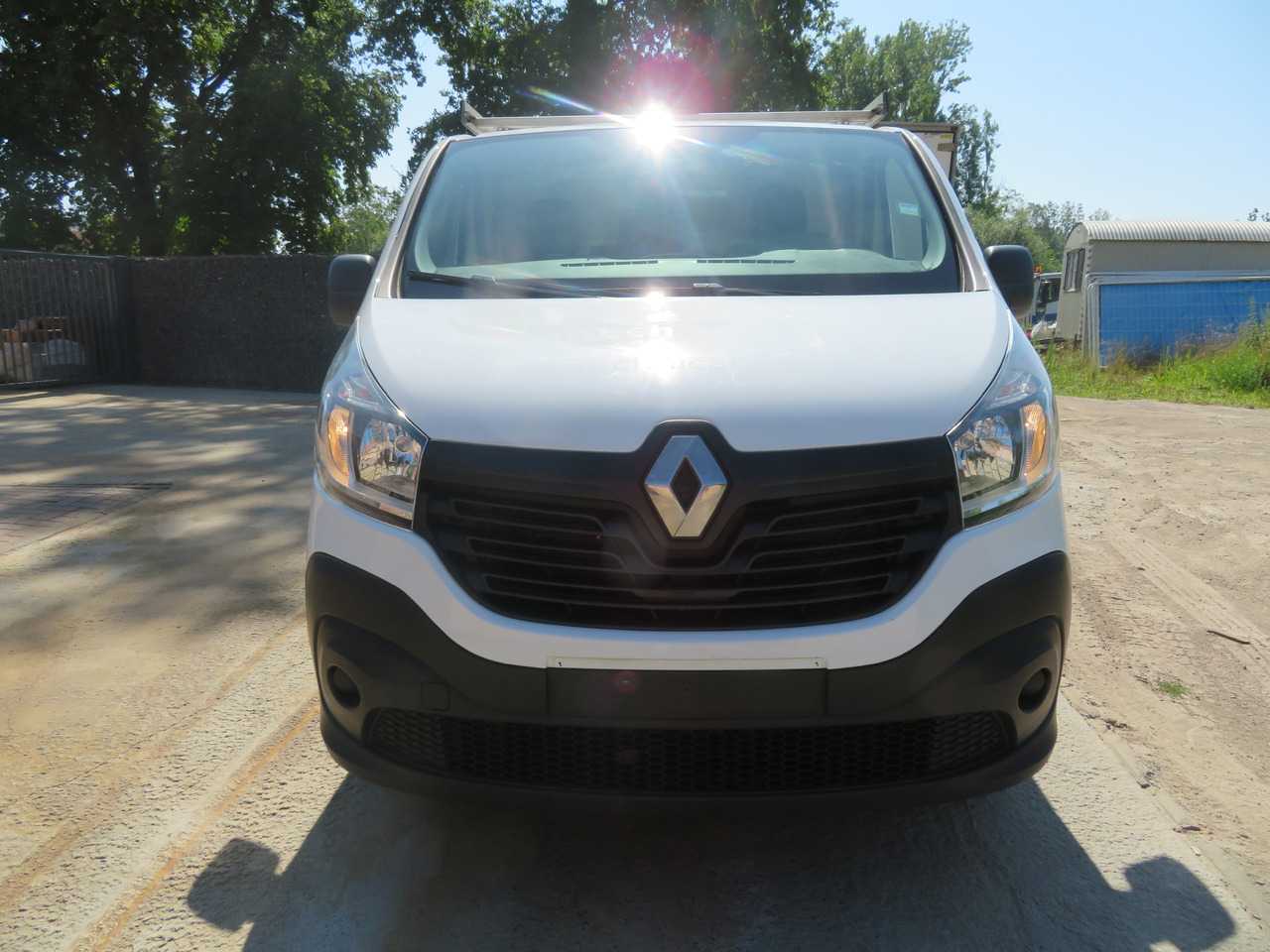 Renault Trafic 1.6dCi Grand Confort - L2H1 - Mali kombi: slika 2 Renault Trafic 1.6dCi Grand Confort - L2H1 - Mali kombi: slika 2