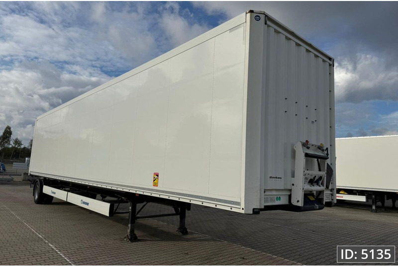 Krone SEK / Steering axle / More available - Poluprikolica sa zatvorenim sandukom: slika 4 Krone SEK / Steering axle / More available - Poluprikolica sa zatvorenim sandukom: slika 4