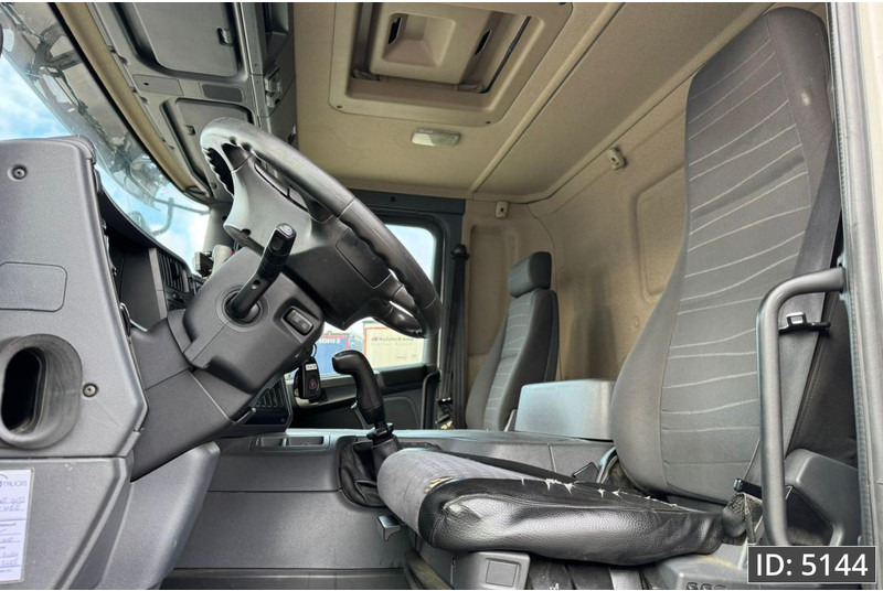 Kamion sa ceradom Scania P230 Day Cab, Euro 5, / Manual / 750x248x260 / DHOLLANDIA: slika 9