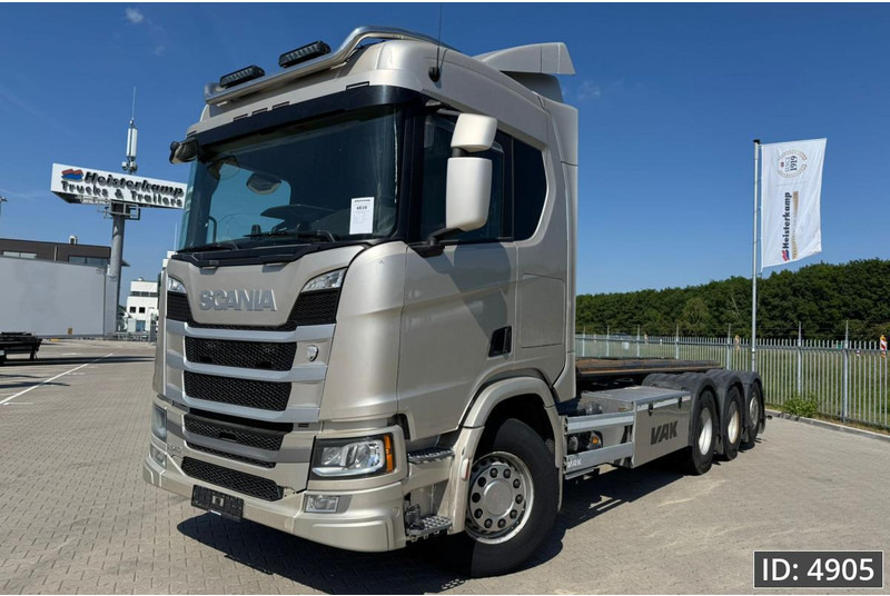 Scania R540 Topline, Euro 6, / 8x4 / Lift axle / frame 7.4 m - Kamion sa golom šasijom i zatvorenom kabinom: slika 1 Scania R540 Topline, Euro 6, / 8x4 / Lift axle / frame 7.4 m - Kamion sa golom šasijom i zatvorenom kabinom: slika 1