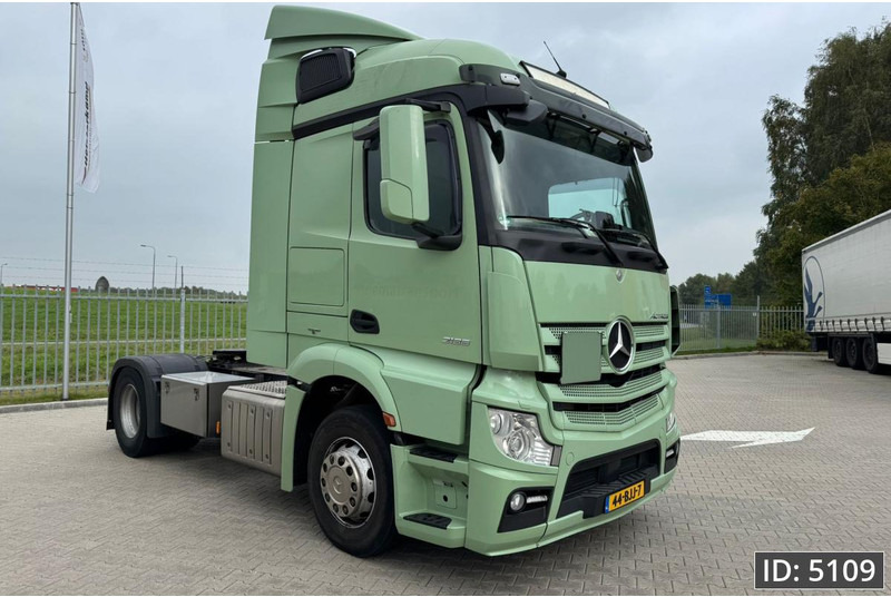Mercedes-Benz Actros 1836 StreamSpace, Euro 6 - Tegljač: slika 4 Mercedes-Benz Actros 1836 StreamSpace, Euro 6 - Tegljač: slika 4