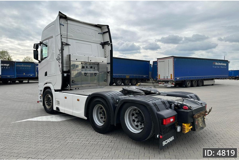Scania S650 Topline, Euro 6, 6x2 / Retarder / Standklima / PTO / Leather / Sliding 5th wheel, Intarder - Tegljač: slika 4 Scania S650 Topline, Euro 6, 6x2 / Retarder / Standklima / PTO / Leather / Sliding 5th wheel, Intarder - Tegljač: slika 4