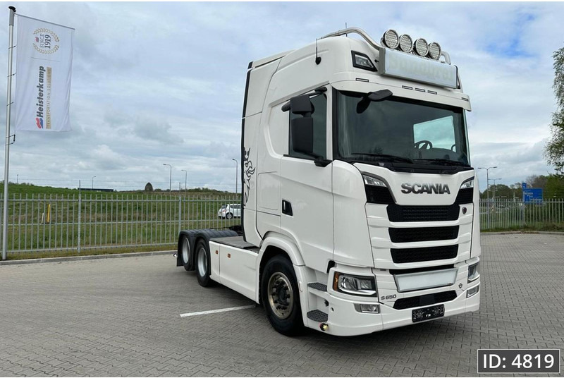 Scania S650 Topline, Euro 6, 6x2 / Retarder / Standklima / PTO / Leather / Sliding 5th wheel, Intarder - Tegljač: slika 2 Scania S650 Topline, Euro 6, 6x2 / Retarder / Standklima / PTO / Leather / Sliding 5th wheel, Intarder - Tegljač: slika 2