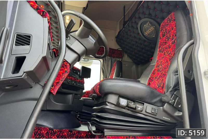 Volvo FH 460 Globetrotter XL, Euro 6, / 2 Tanks / Spec. Interior / TOP condition! - Tegljač: slika 5 Volvo FH 460 Globetrotter XL, Euro 6, / 2 Tanks / Spec. Interior / TOP condition! - Tegljač: slika 5