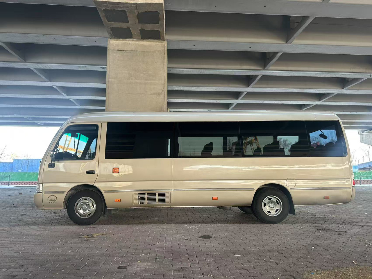 TOYOTA Coaster - Autobus: slika 4 TOYOTA Coaster - Autobus: slika 4