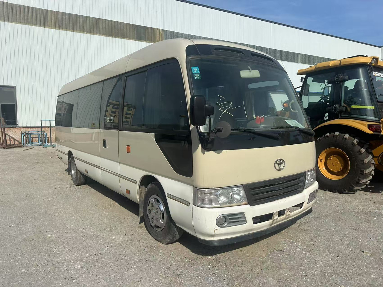 TOYOTA Coaster - Autobus: slika 2 TOYOTA Coaster - Autobus: slika 2