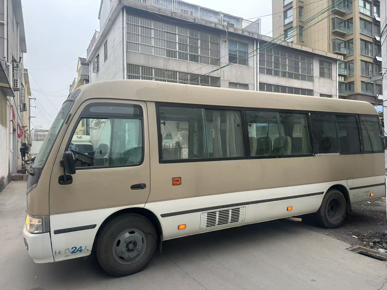 TOYOTA Coaster - Autobus: slika 4 TOYOTA Coaster - Autobus: slika 4