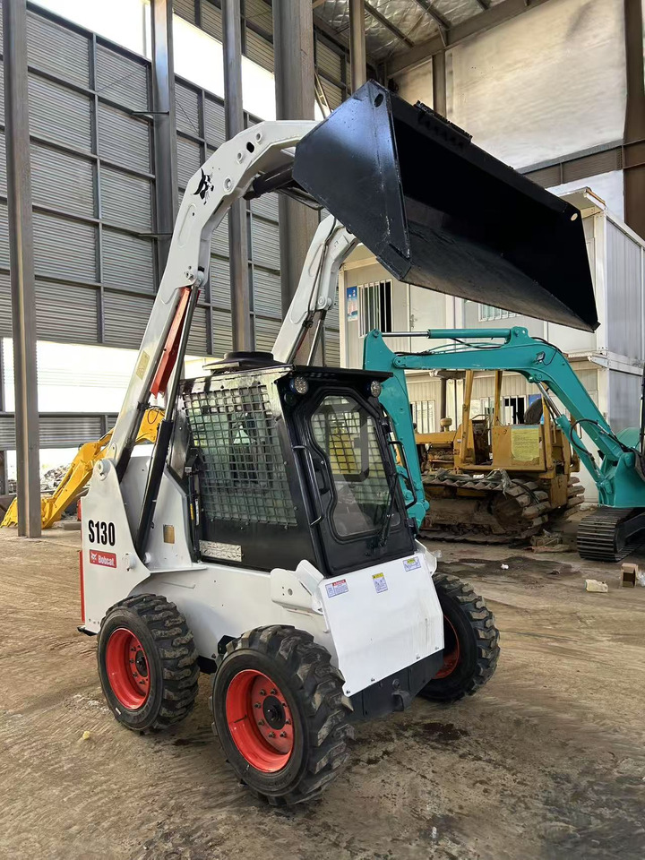 BOBCAT S130 Skid Steer Loader Click for Discount - Mini utovarivač: slika 5 BOBCAT S130 Skid Steer Loader Click for Discount - Mini utovarivač: slika 5