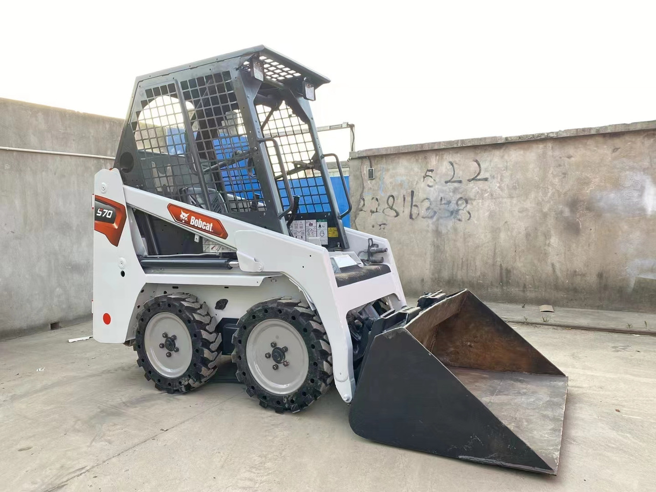 BOBCAT S70 Skid Steer Loader Click for Discount - Mini utovarivač: slika 4 BOBCAT S70 Skid Steer Loader Click for Discount - Mini utovarivač: slika 4