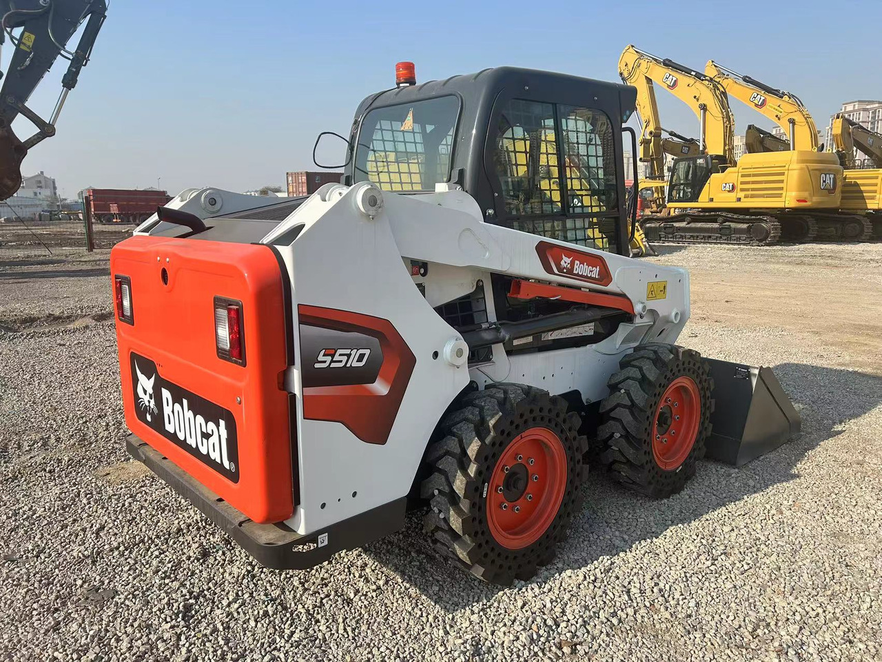 BOBCAT Skid Steer Loader S510 - Mini utovarivač: slika 3 BOBCAT Skid Steer Loader S510 - Mini utovarivač: slika 3