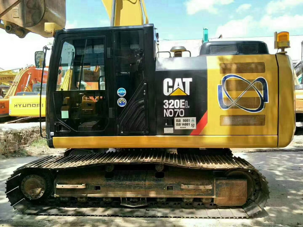 CATERPILLAR 320E - Bager guseničar: slika 1 CATERPILLAR 320E - Bager guseničar: slika 1