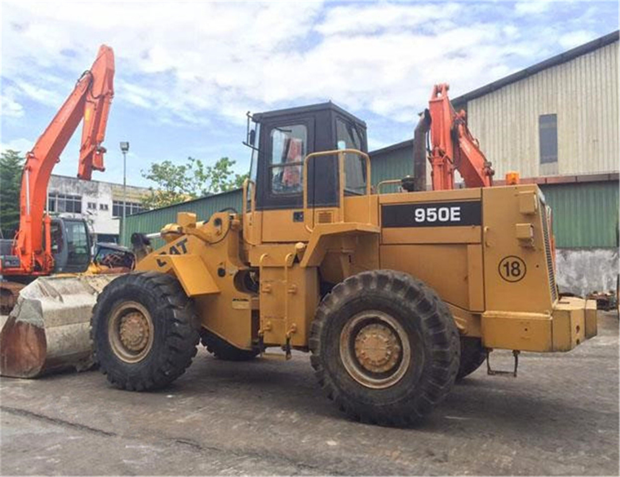 CATERPILLAR 950E - Mini utovarivač: slika 1 CATERPILLAR 950E - Mini utovarivač: slika 1
