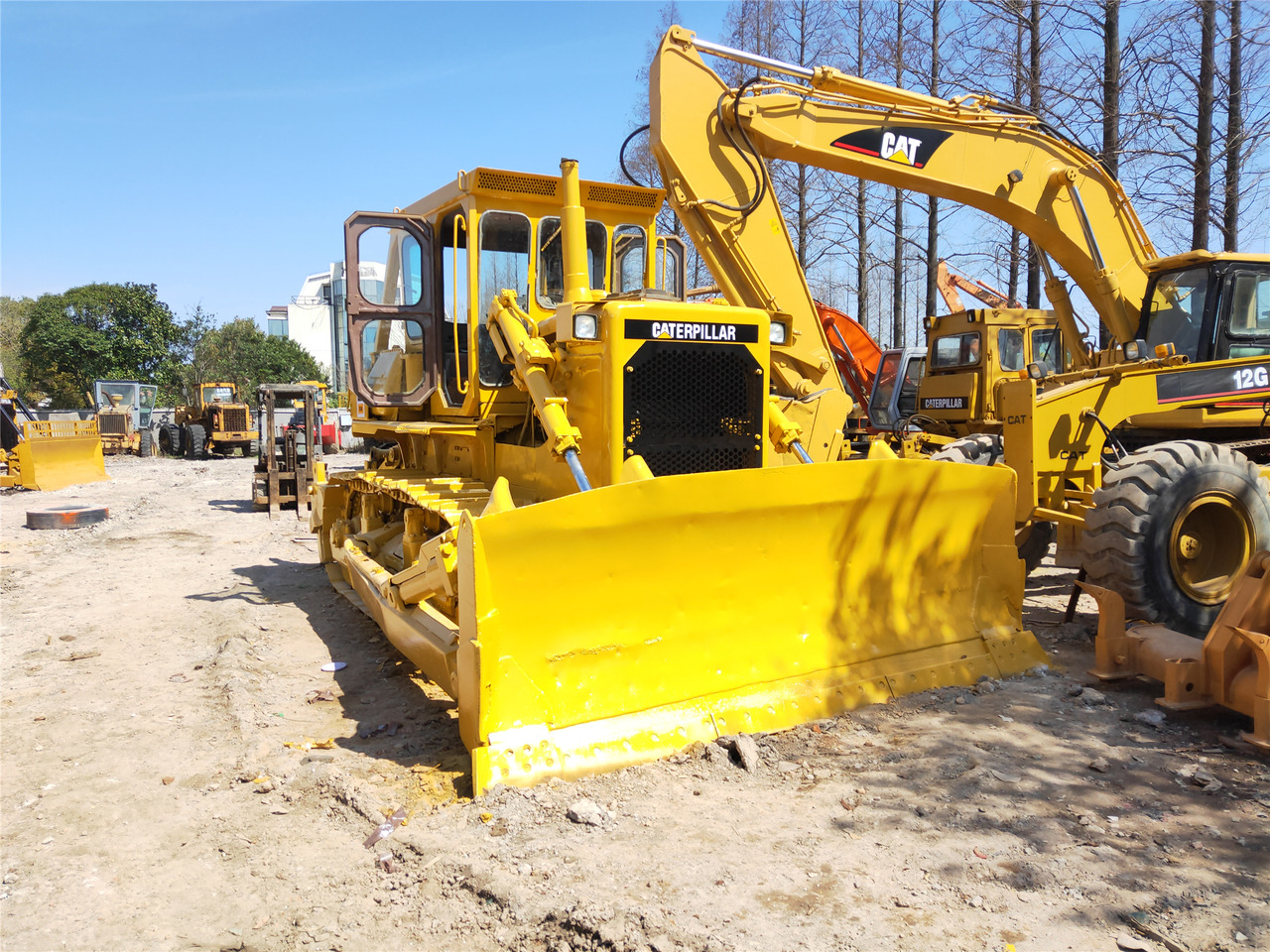 CATERPILLAR D8K - Buldožer: slika 2 CATERPILLAR D8K - Buldožer: slika 2