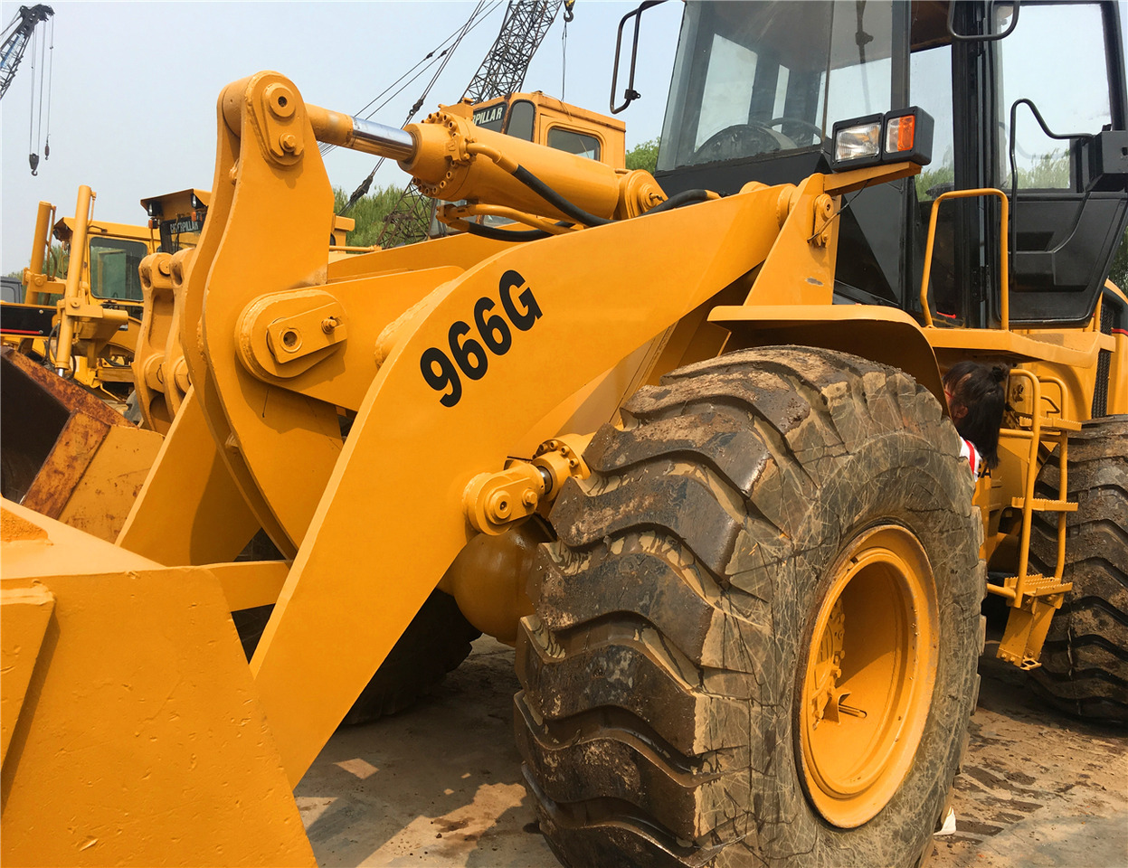 CATERPILLAR Wheel Loader 966G Click Here for Discount - Utovarivač točkaš: slika 2 CATERPILLAR Wheel Loader 966G Click Here for Discount - Utovarivač točkaš: slika 2