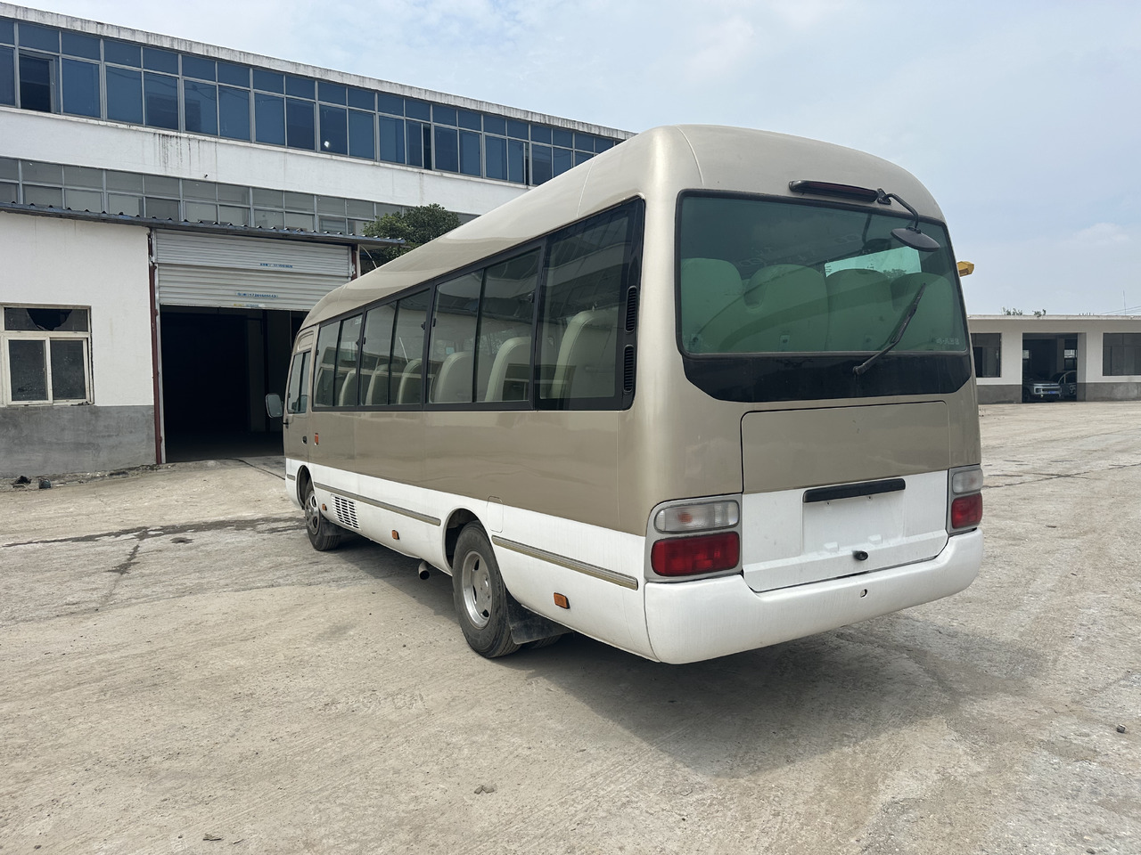 Coaster Instant Discount Don’t Miss - Gradski autobus: slika 4 Coaster Instant Discount Don’t Miss - Gradski autobus: slika 4