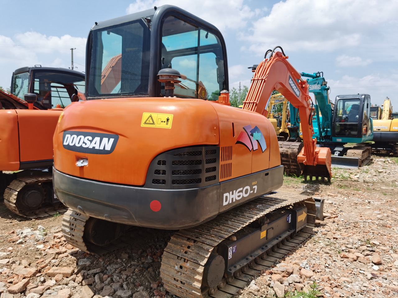 DOOSAN DH60-7 - Bager guseničar: slika 3 DOOSAN DH60-7 - Bager guseničar: slika 3