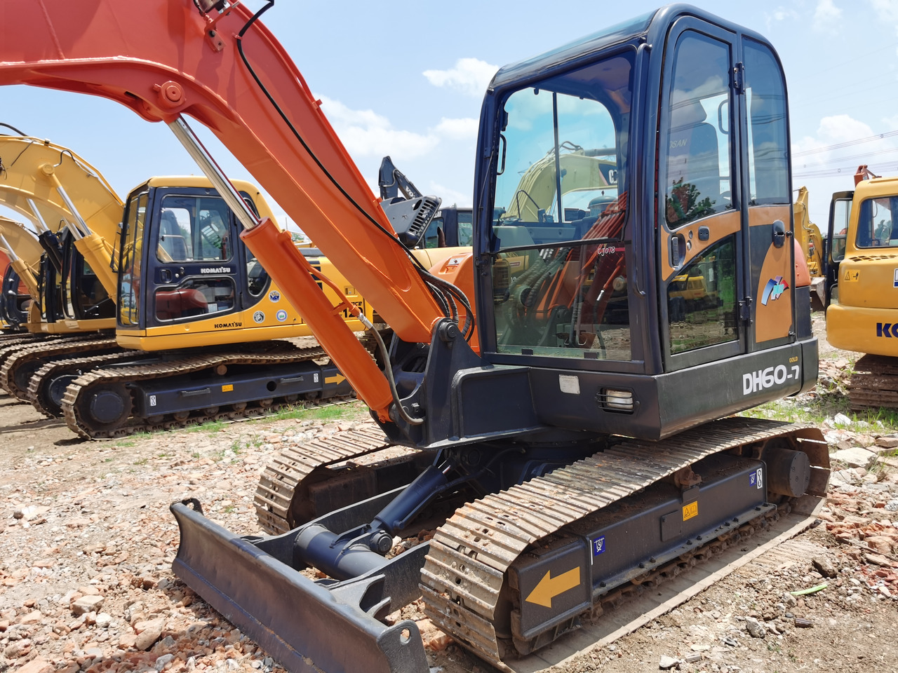 DOOSAN DH60-7 - Bager guseničar: slika 5 DOOSAN DH60-7 - Bager guseničar: slika 5