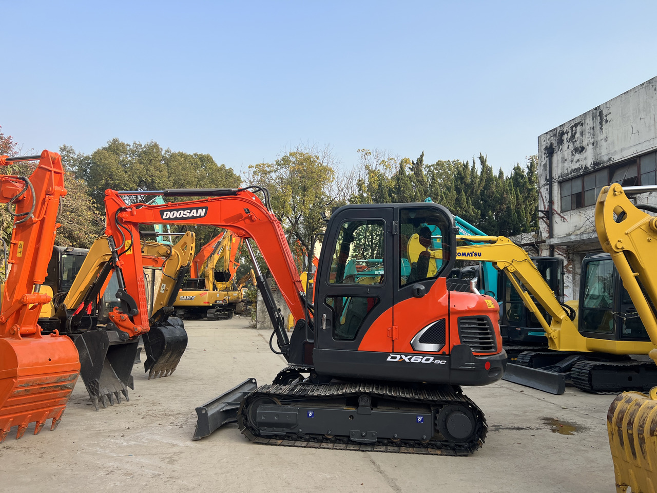 DOOSAN DH60-9C - Bager guseničar: slika 2 DOOSAN DH60-9C - Bager guseničar: slika 2